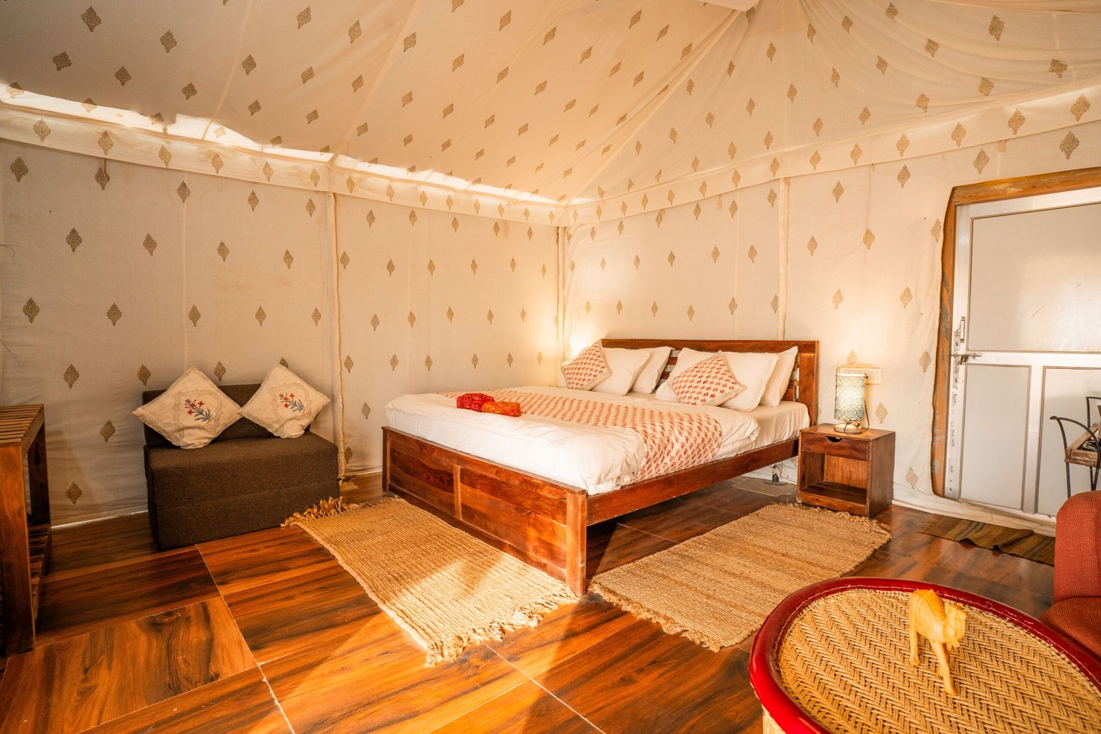 Sam Sand Dunes desert camp accommodation